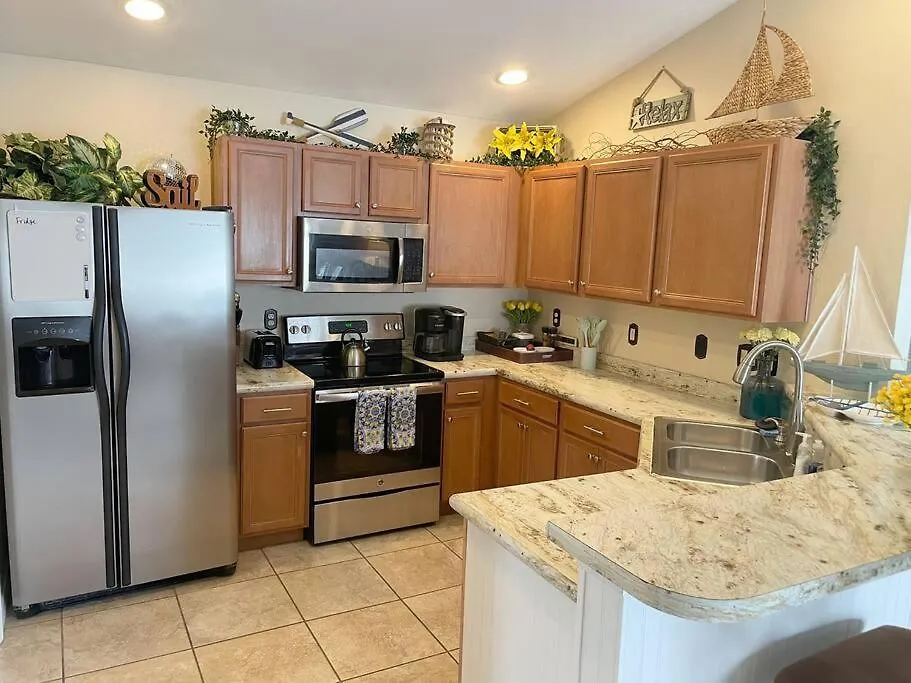 Destin Miramar Walk To Beach Pet Friendly
