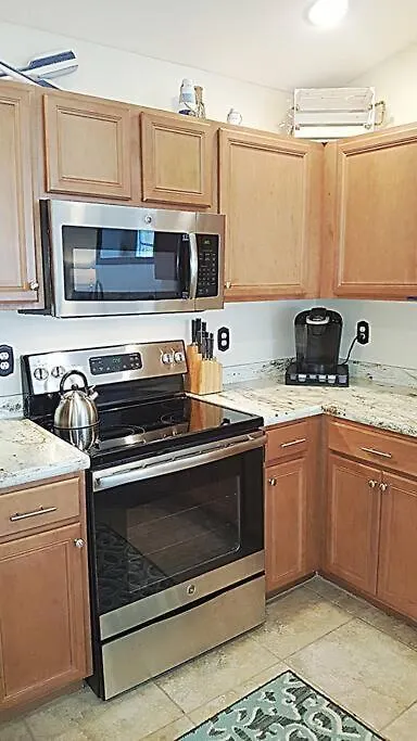 Destin Miramar Walk To Beach Pet Friendly Holiday home