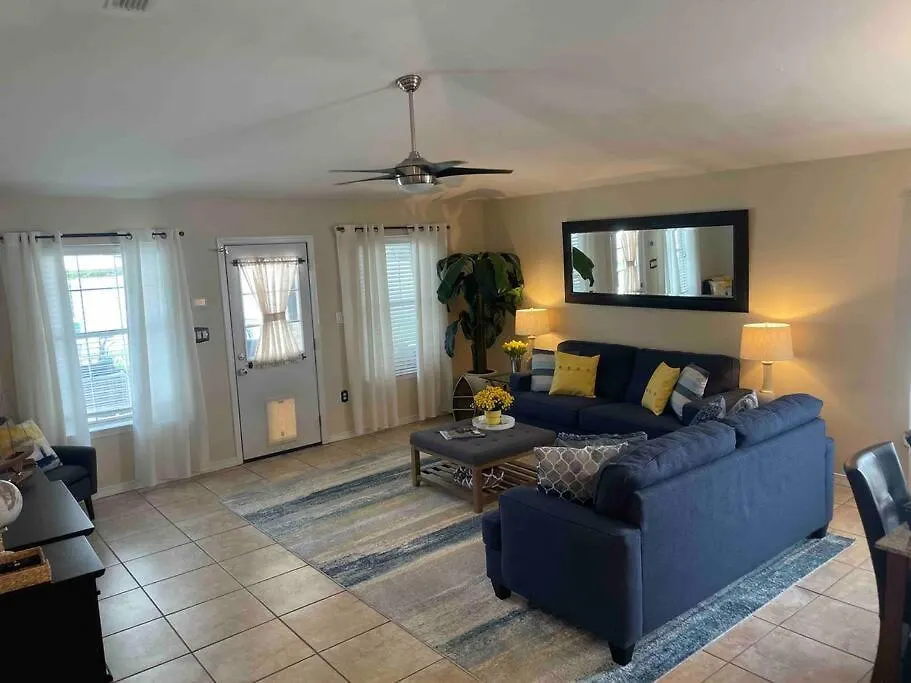 Destin Miramar Walk To Beach Pet Friendly 0*,  United States